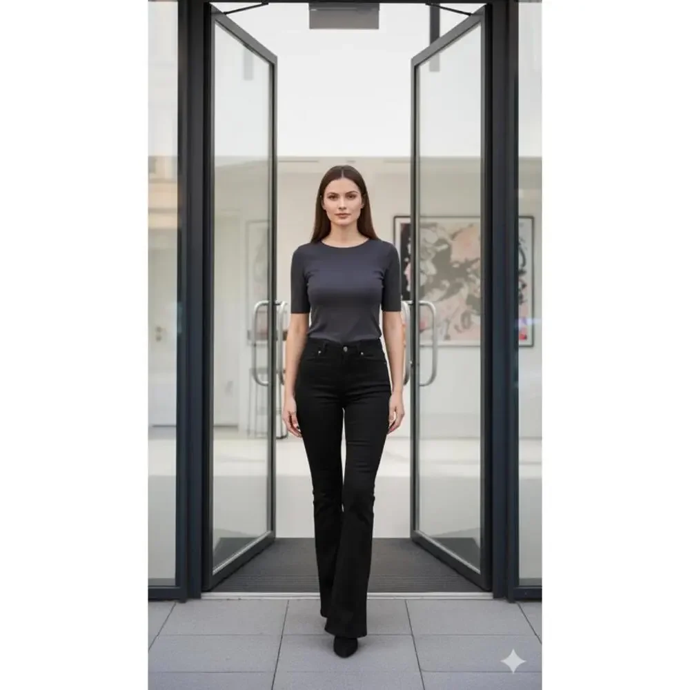 Spanx Women's Black Flare Jeans Size S - Picture 1 of 13